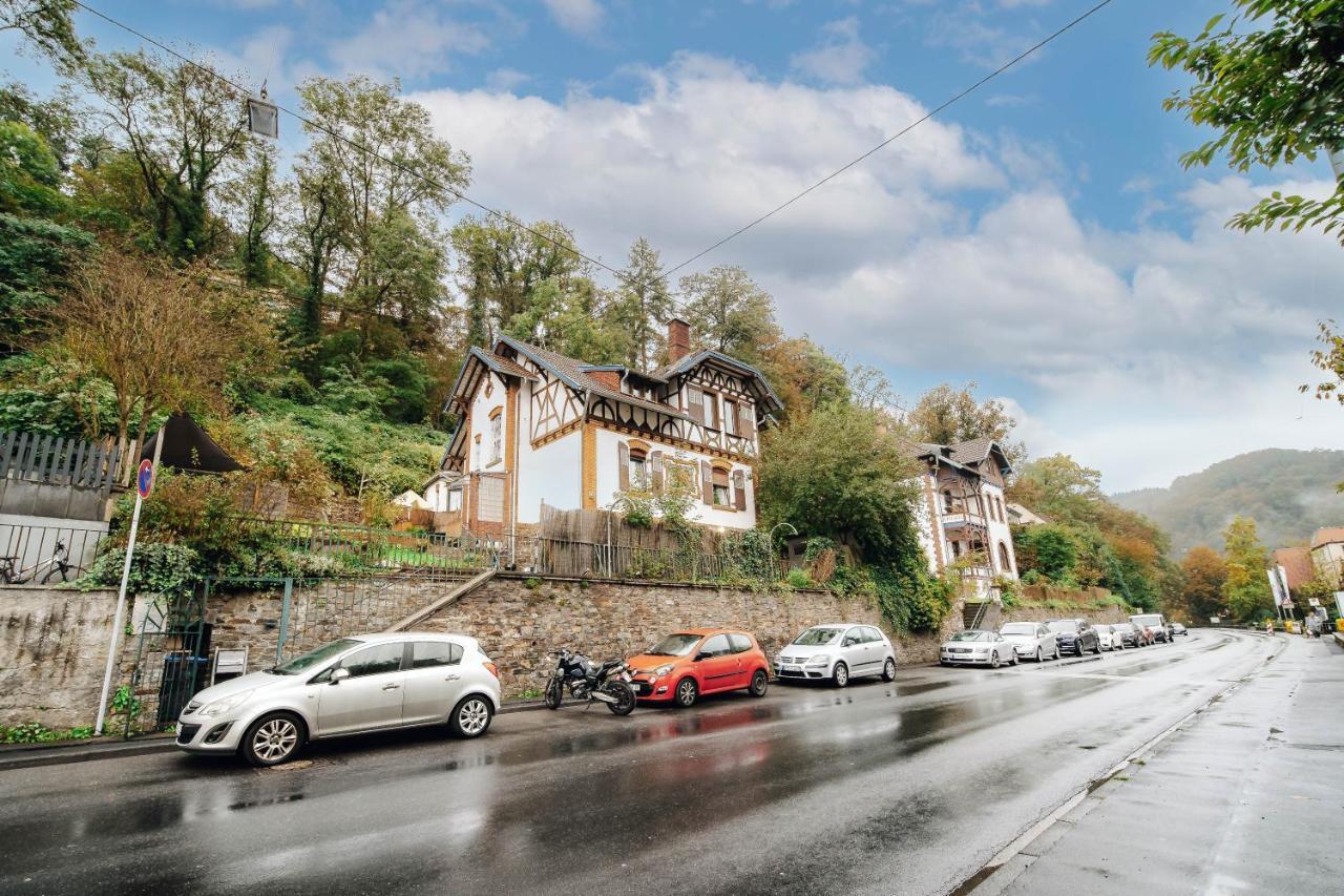 Bismarck Apt Mit Schoenem Balkon Bad Ems Esterno foto