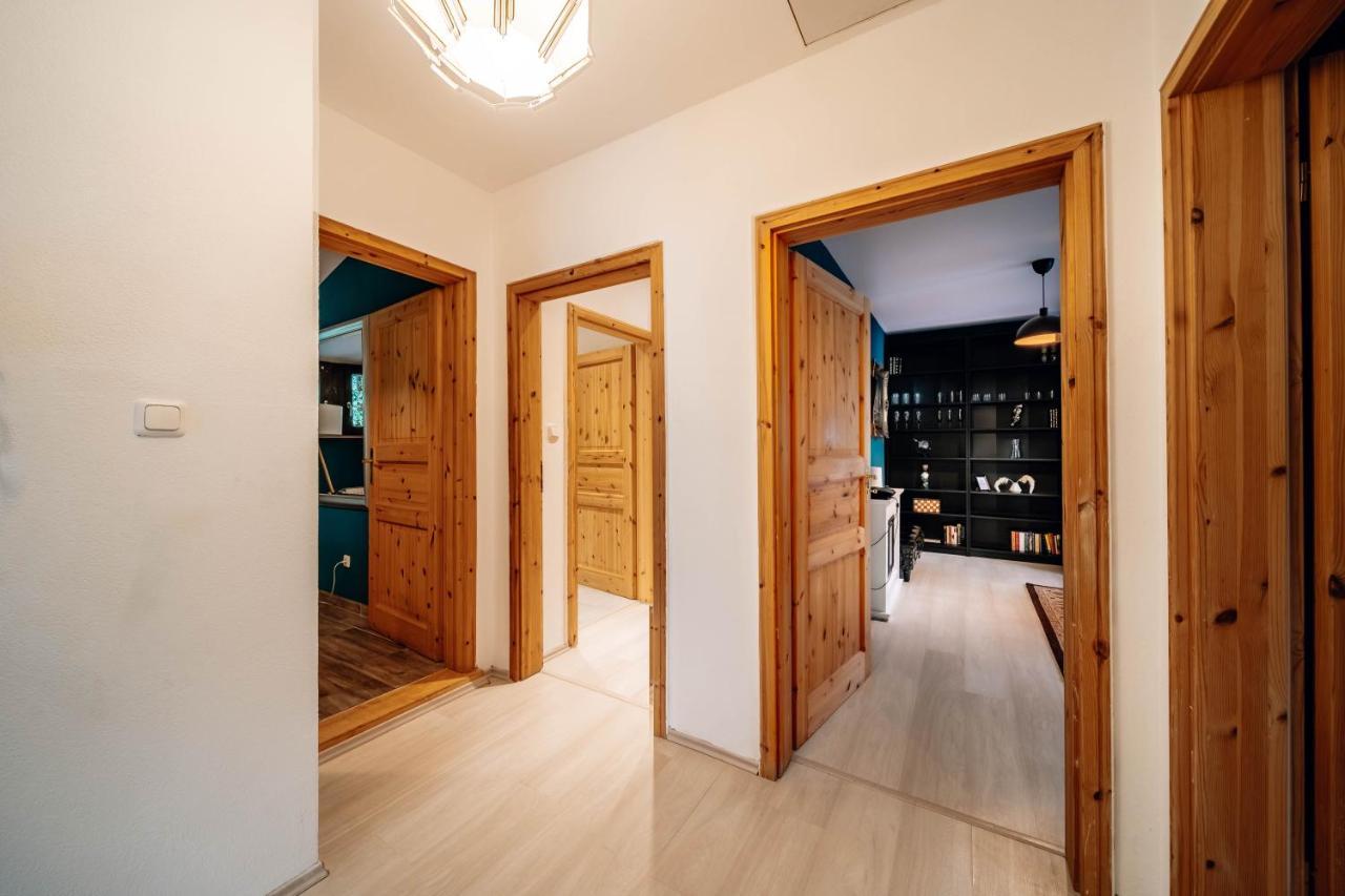 Bismarck Apt Mit Schoenem Balkon Bad Ems Esterno foto