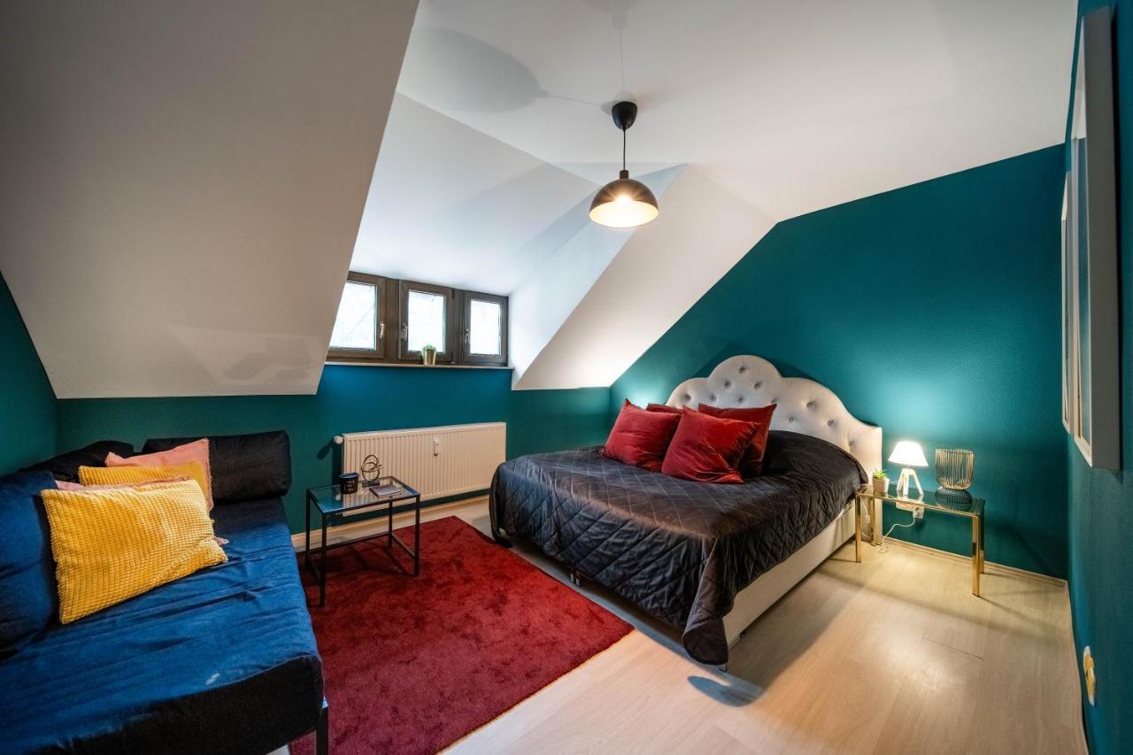 Bismarck Apt Mit Schoenem Balkon Bad Ems Esterno foto