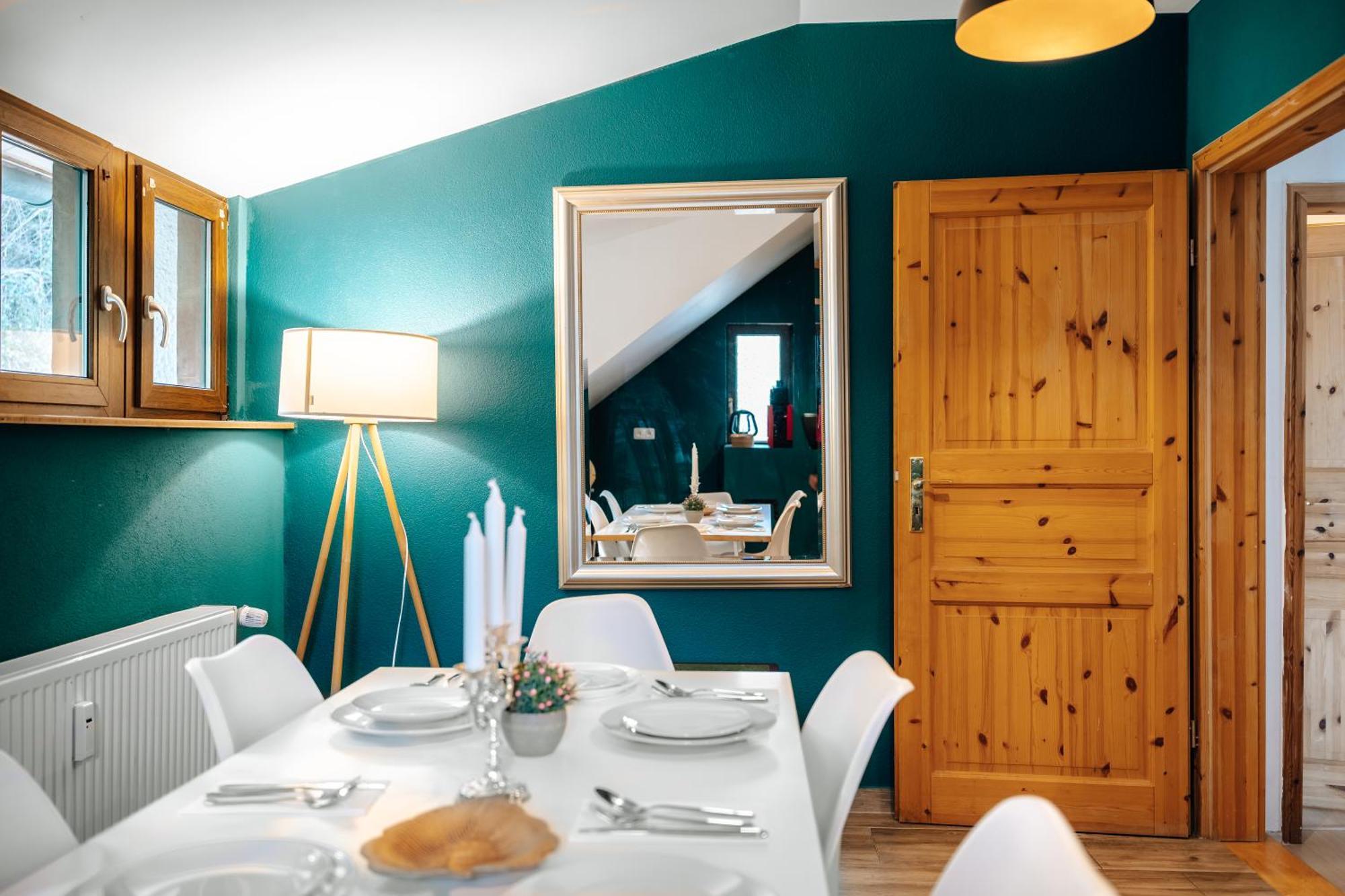 Bismarck Apt Mit Schoenem Balkon Bad Ems Esterno foto